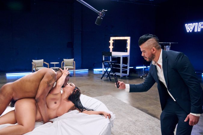 Sandra dominates with deepthroat and passionate squirt photo 17
